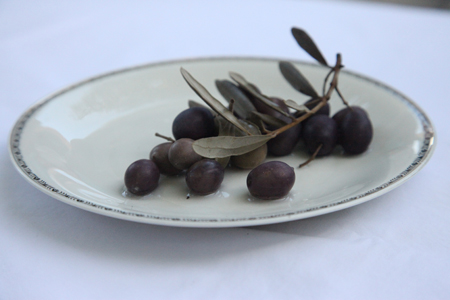 Olives_2011 06 Sep_8862_